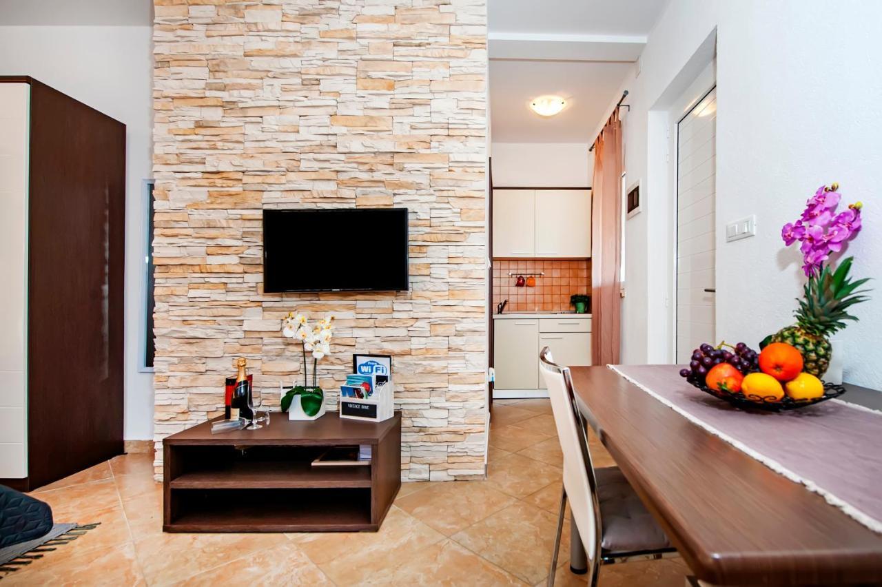 F&R Apartments Rovinj Eksteriør billede