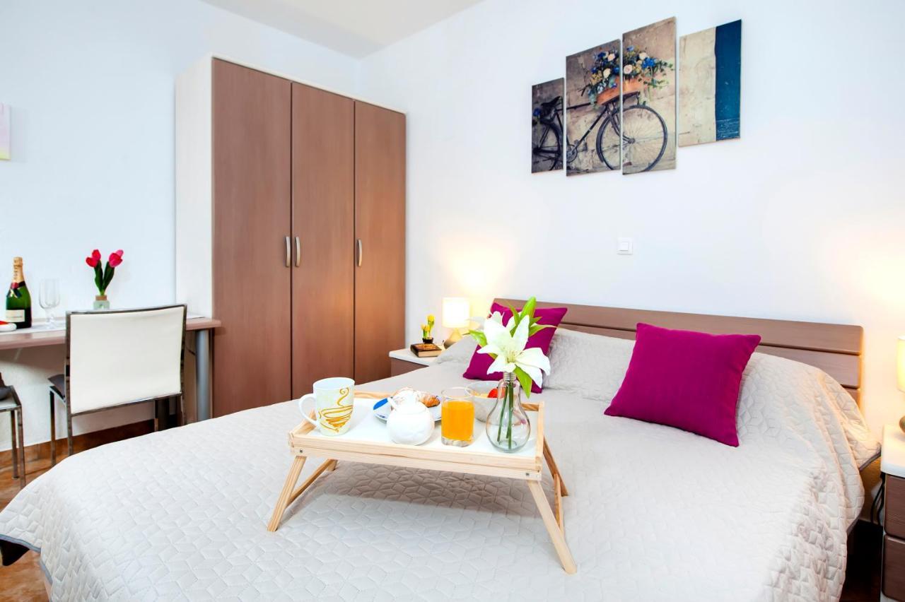 F&R Apartments Rovinj Eksteriør billede