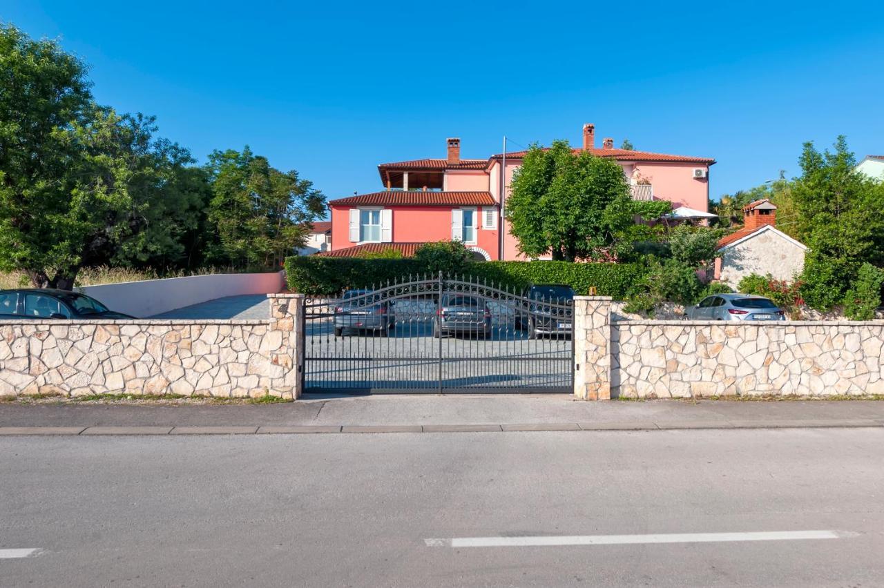 F&R Apartments Rovinj Eksteriør billede